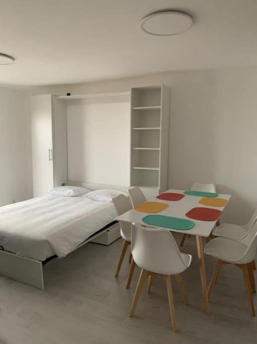 Appartement Tout Confort & Parking Beausoleil Buitenkant foto