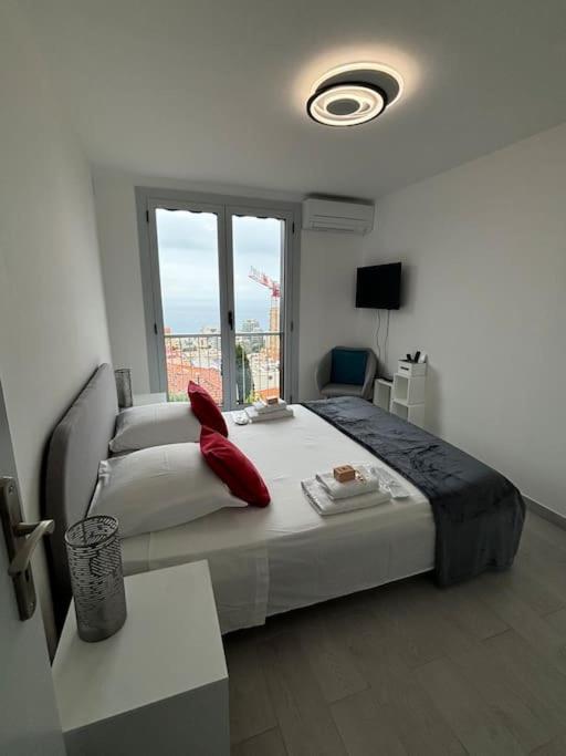 Appartement Tout Confort & Parking Beausoleil Buitenkant foto