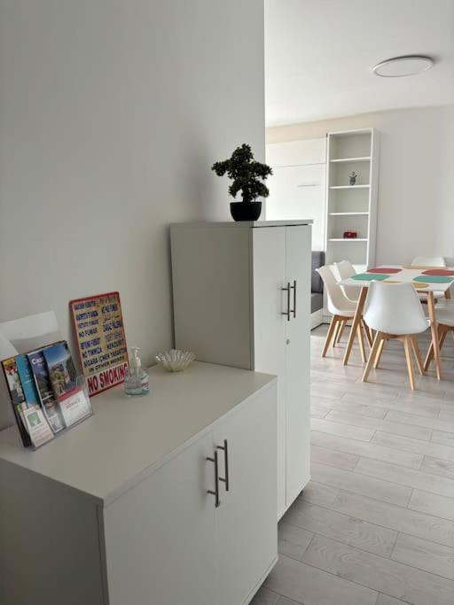 Appartement Tout Confort & Parking Beausoleil Buitenkant foto