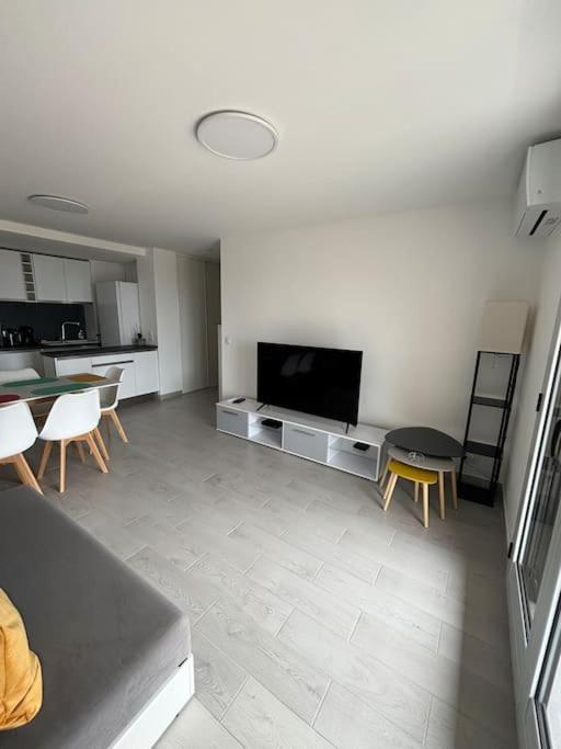 Appartement Tout Confort & Parking Beausoleil Buitenkant foto