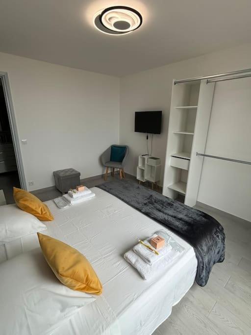 Appartement Tout Confort & Parking Beausoleil Buitenkant foto
